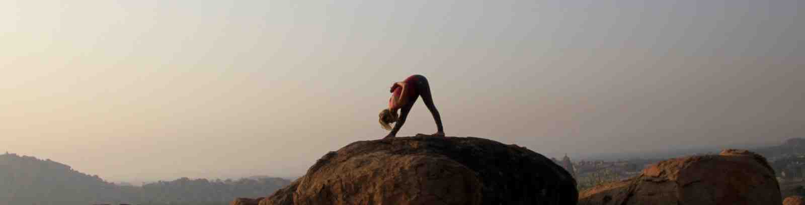 What is lizard pose in yoga?